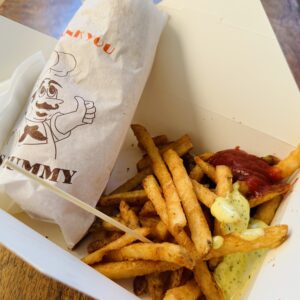 牛肉阿答娜軟法三明治（配脆薯）