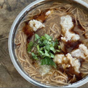 肉肉相連到天邊（肉羹麵線）